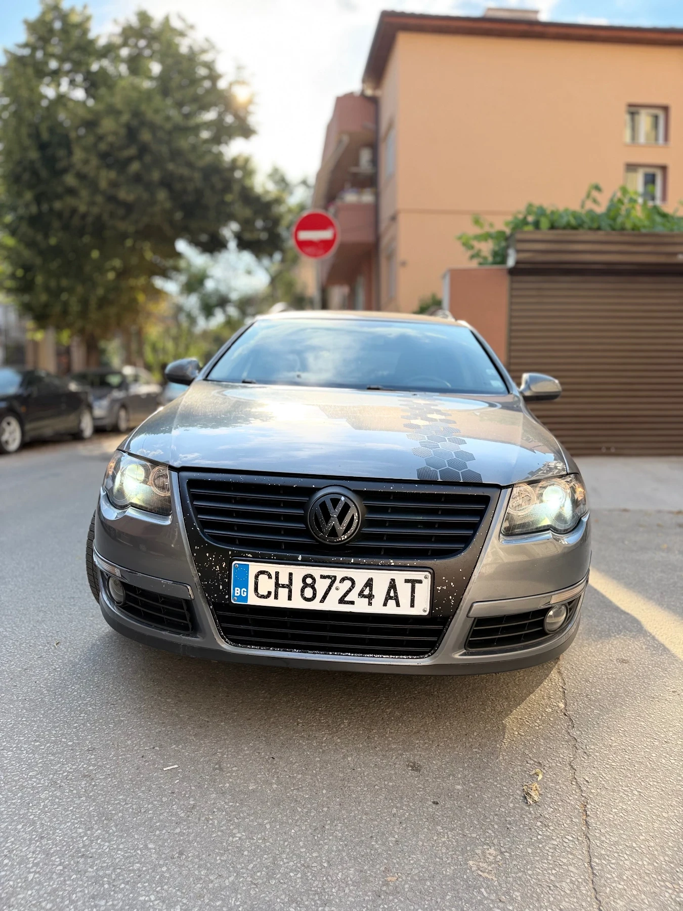 VW Passat 2.0 TDI, снимка 2 - Автомобили и джипове - 55095998