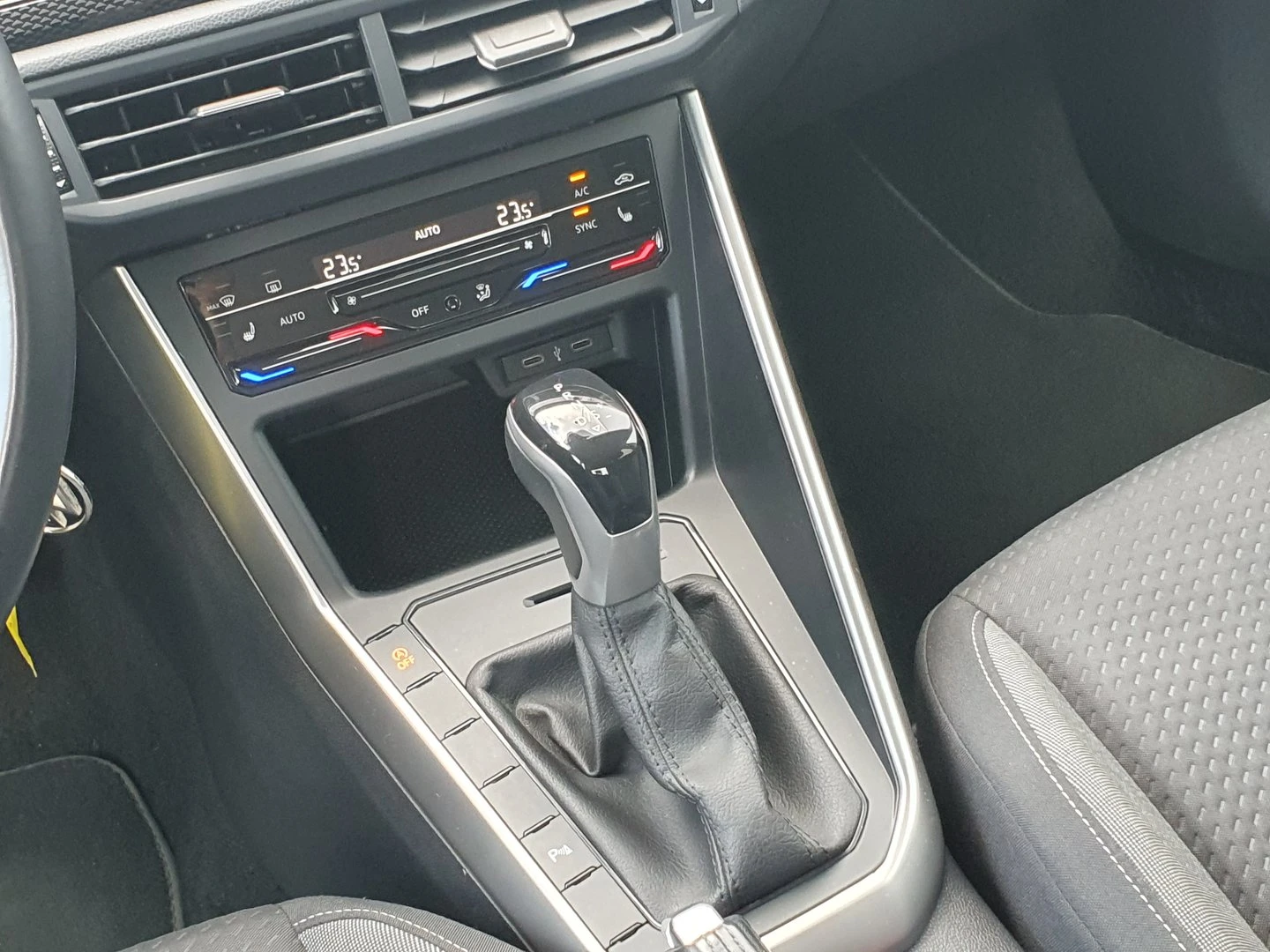 VW Taigo | Mobile.bg � ����������� 14