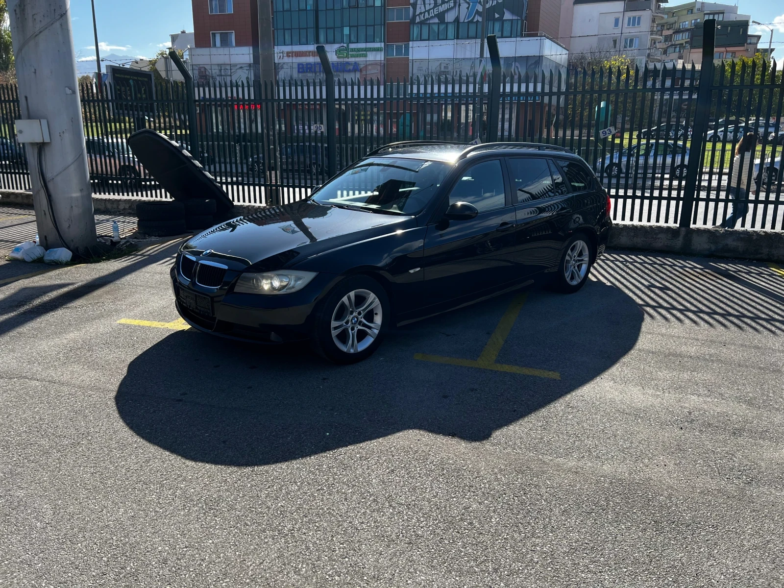 BMW 318 i 2008 година  143к.с.