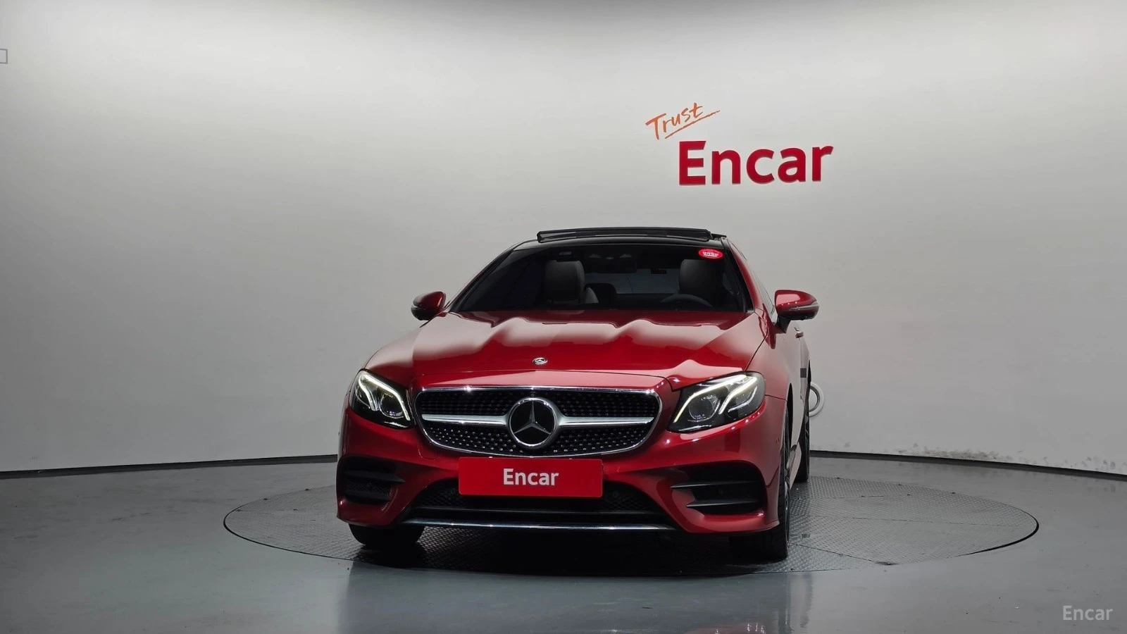 Mercedes-Benz E 400 4MATIC COUPE* КОЖА* НАВИ* ПАНО* АВТОКРЕДИТ, снимка 3 - Автомобили и джипове - 55664490