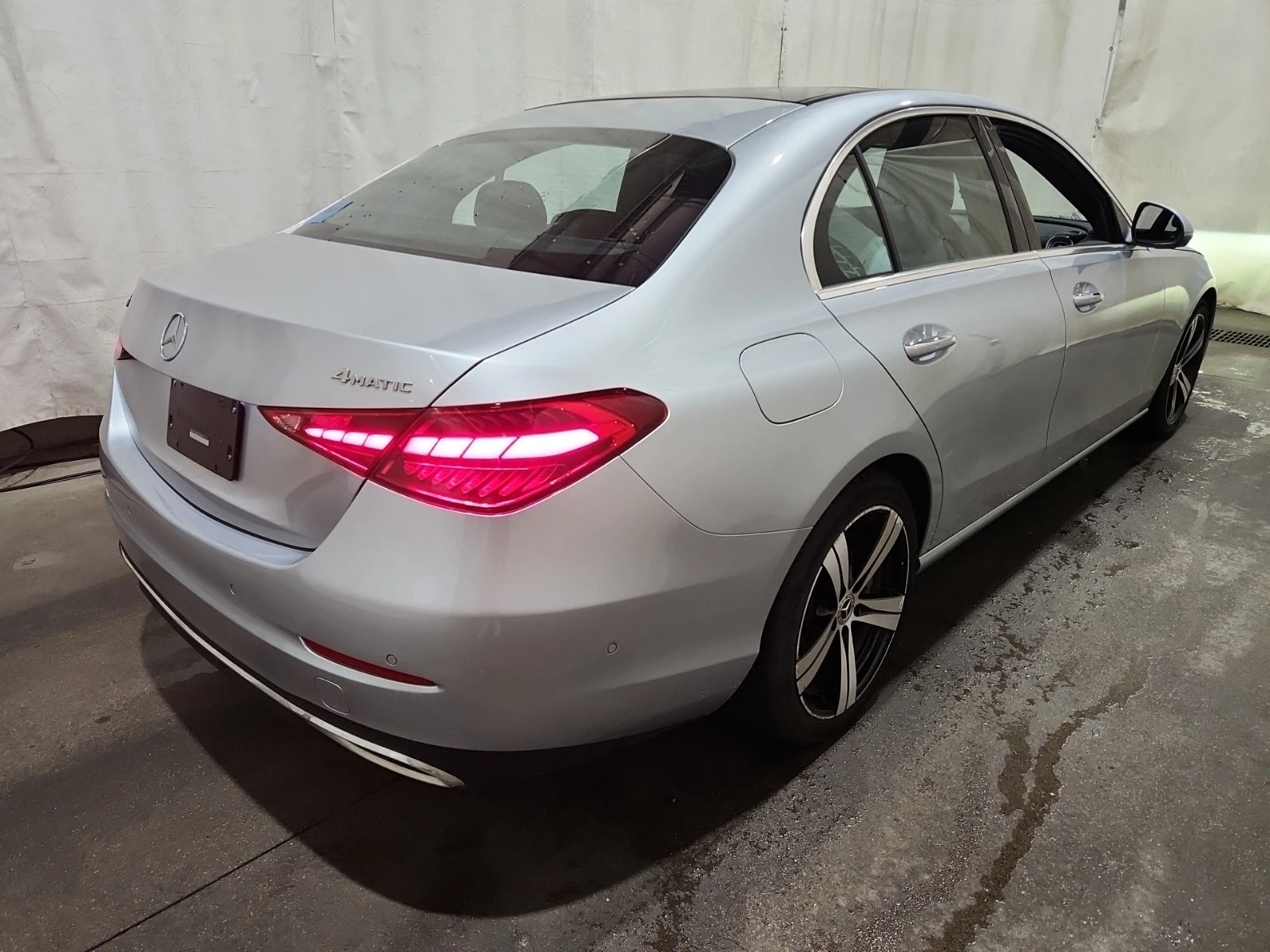 Mercedes-Benz C 300, снимка 3 - Автомобили и джипове - 55720449
