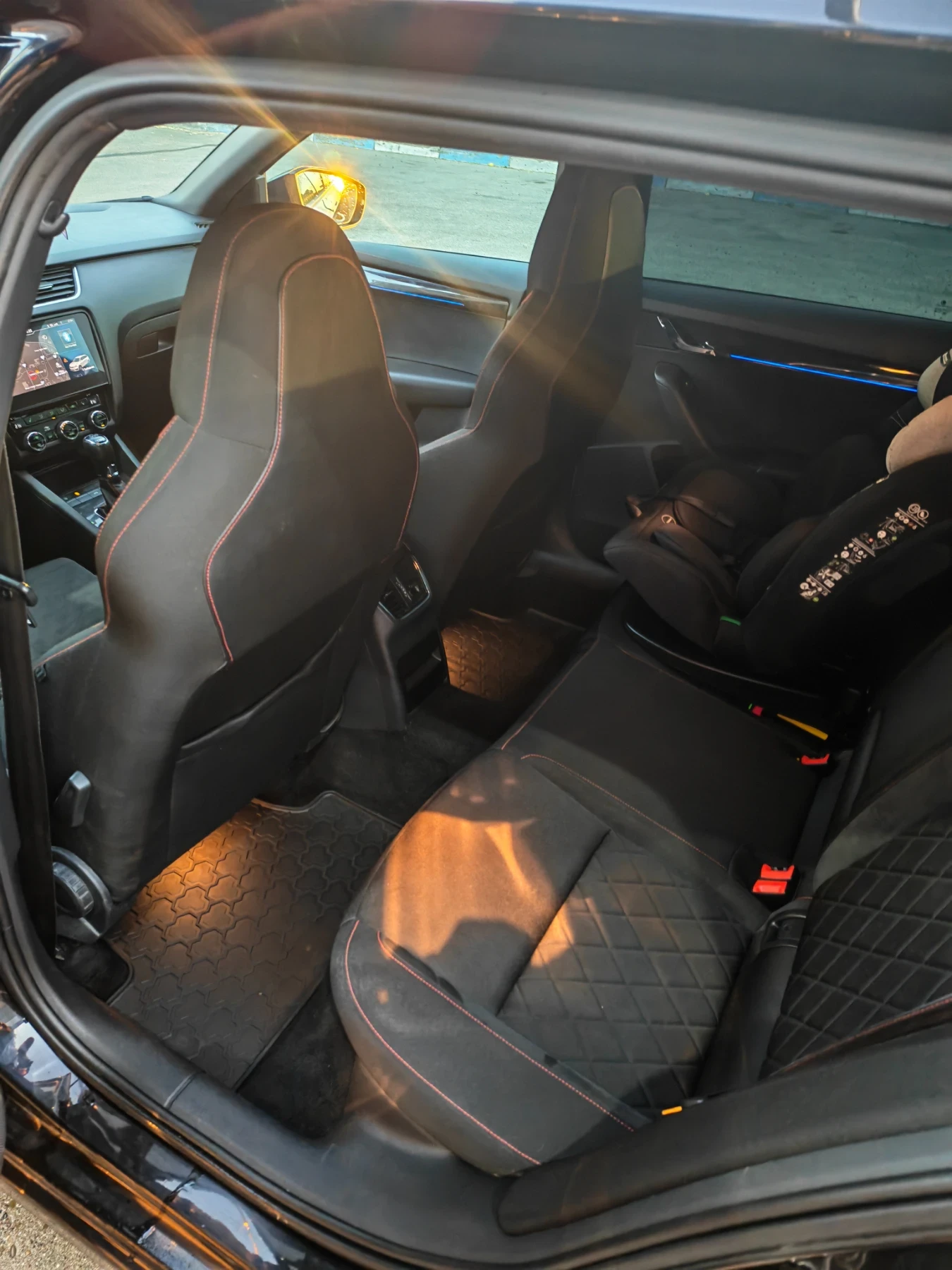 Skoda Octavia VRS, снимка 10 - Автомобили и джипове - 55971726