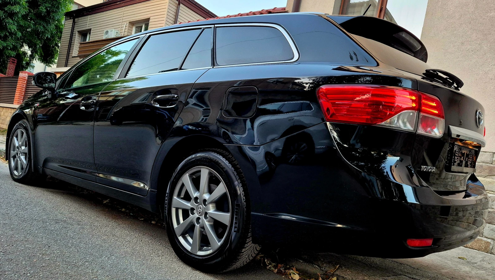 Toyota Avensis 2.2d4d-FACE-EXCLUSIVE-- navi-veriga-avtomat-japan , снимка 9 - Автомобили и джипове - 55982997