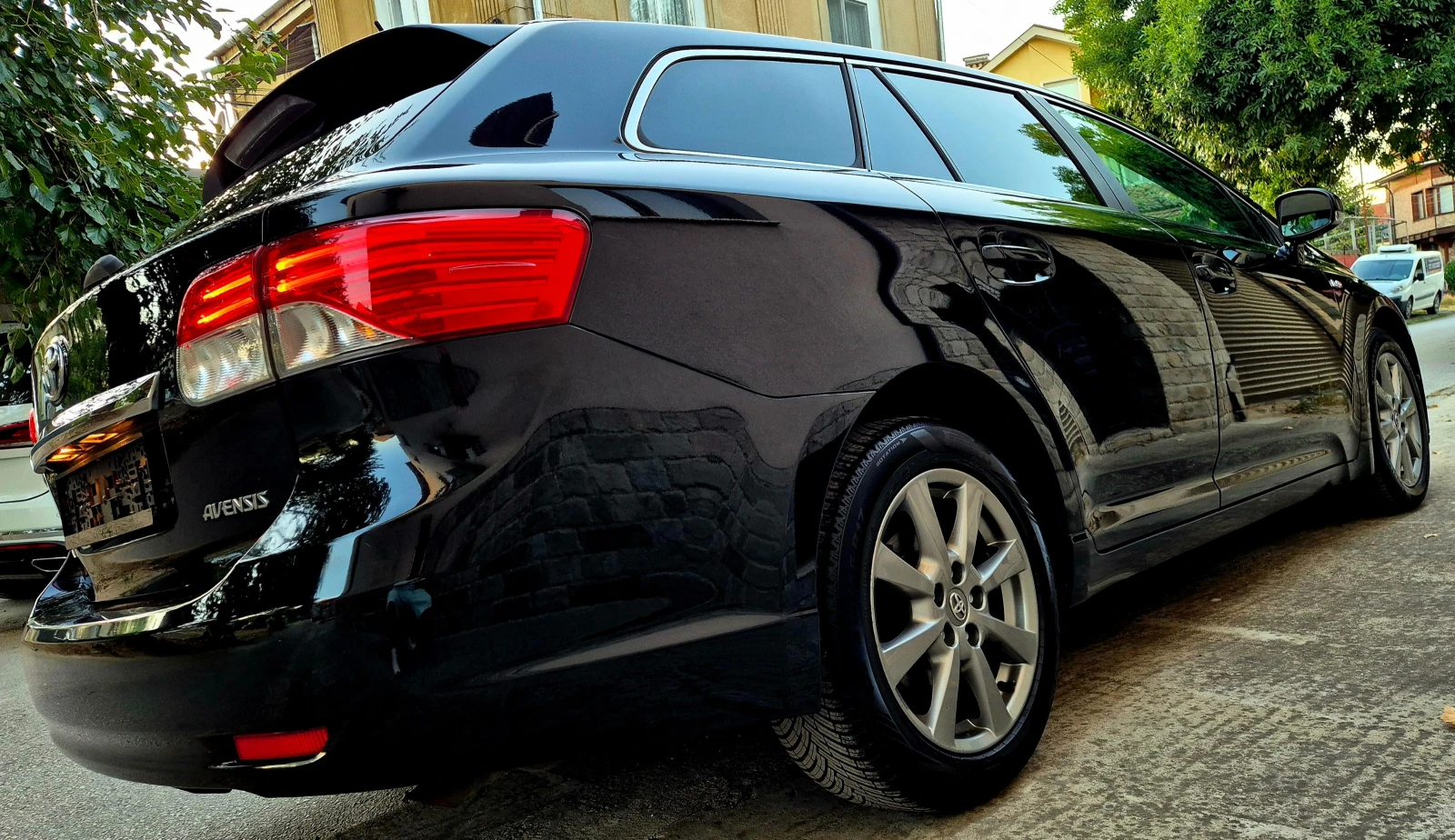 Toyota Avensis 2.2d4d-FACE-EXCLUSIVE-- navi-veriga-avtomat-japan , снимка 8 - Автомобили и джипове - 55982997