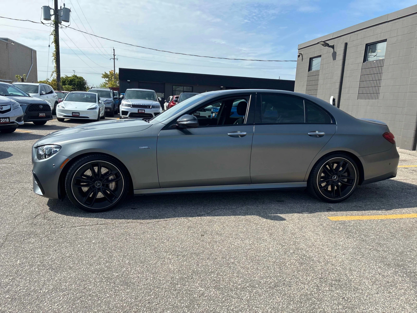 Mercedes-Benz E 53 AMG 4MATIC* DIS* BURMESTER* 360КАМЕРИ* , снимка 2 - Автомобили и джипове - 56120359