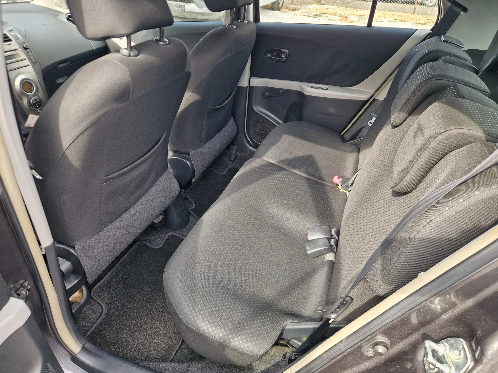 Toyota Yaris 1.0/����� ��������� | Mobile.bg � ����������� 14