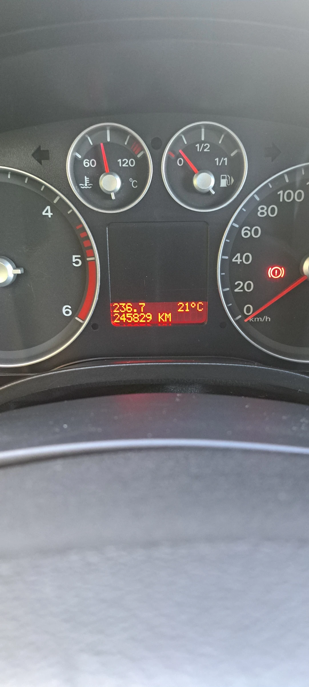 Ford C-max 1.6, снимка 17 - Автомобили и джипове - 56403254