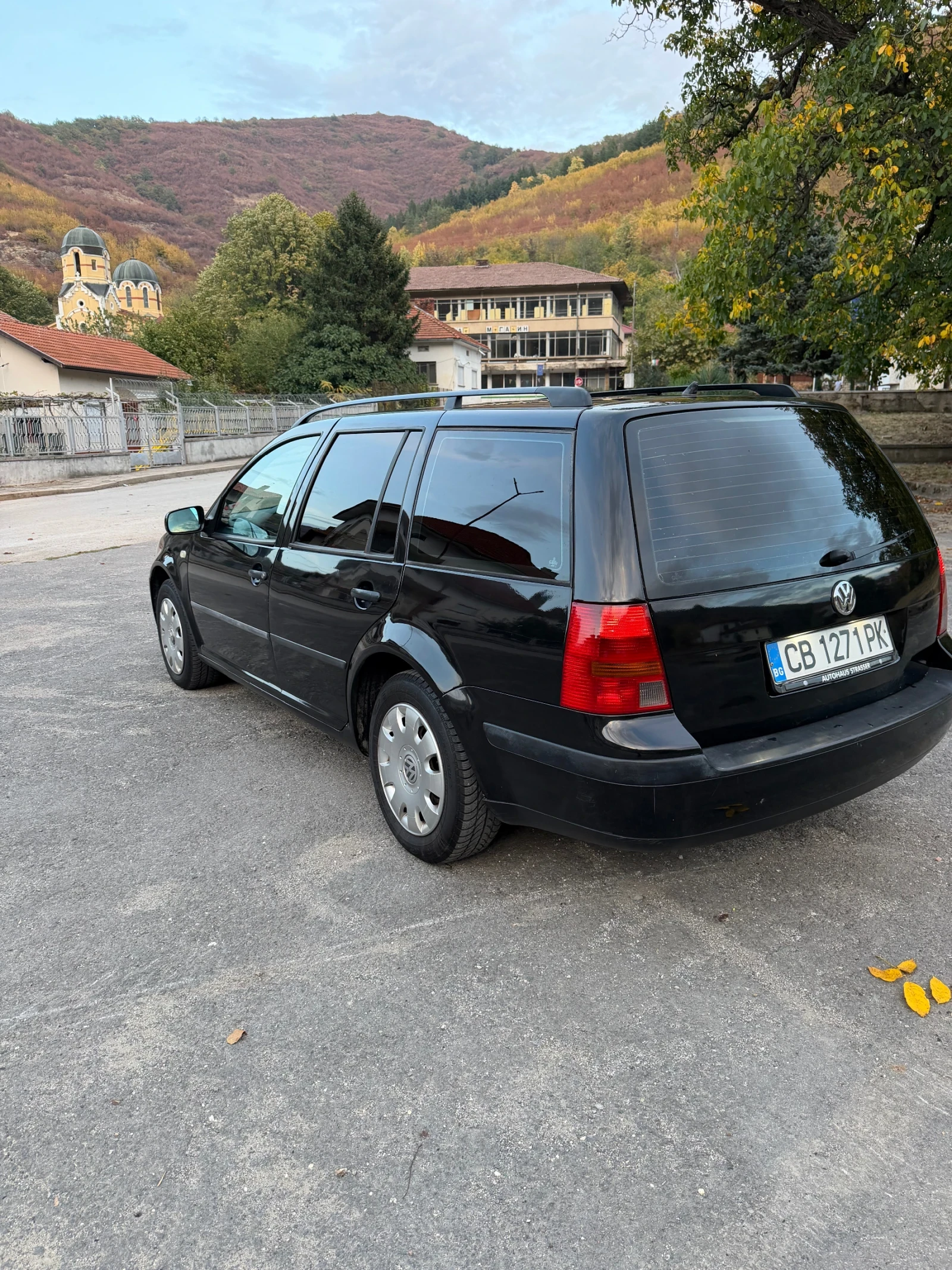 VW Golf, снимка 3 - Автомобили и джипове - 56447329
