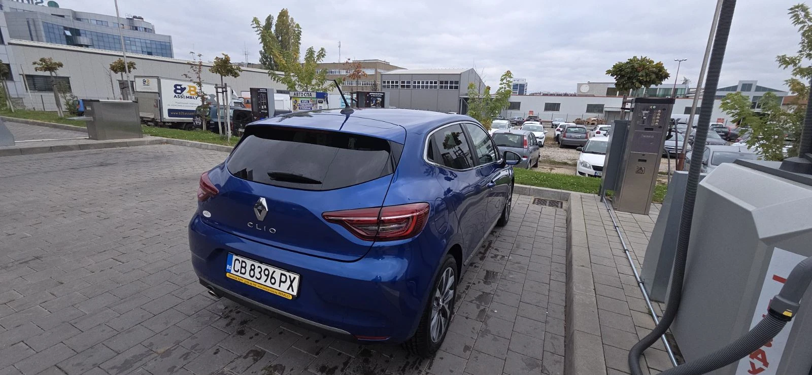 Renault Clio, снимка 5 - Автомобили и джипове - 56673745