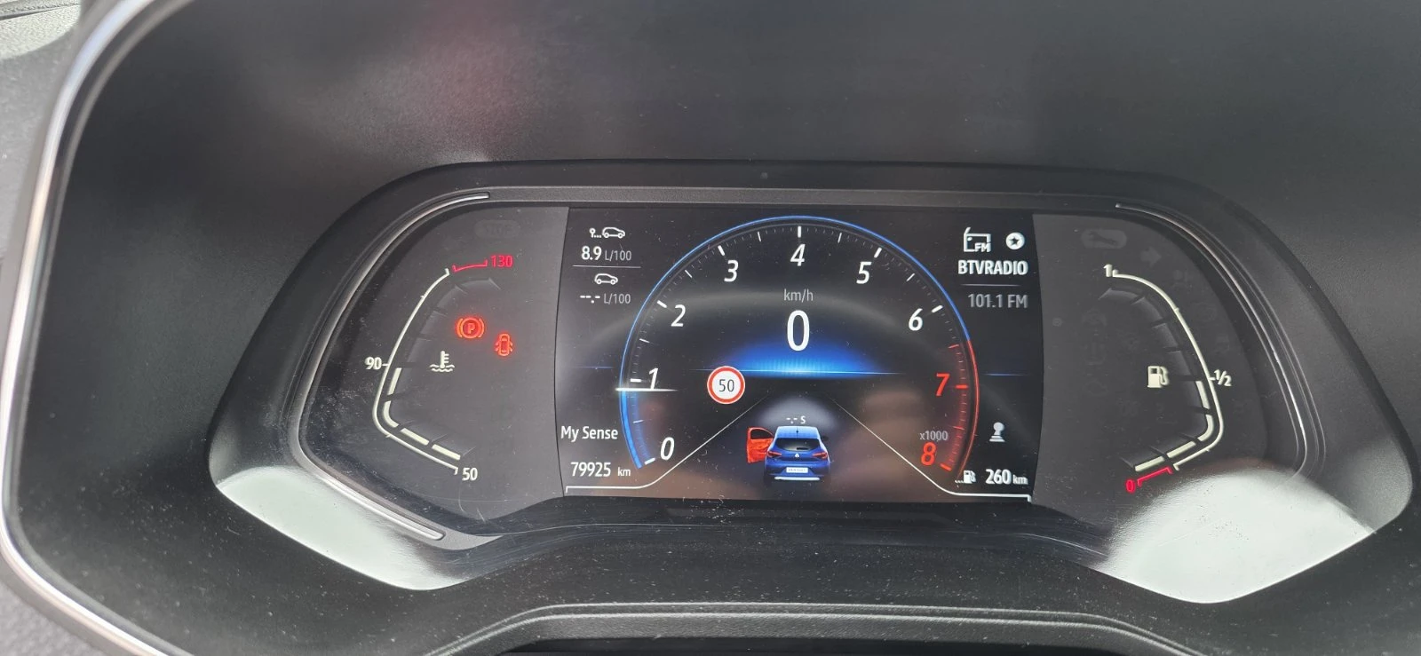 Renault Clio, снимка 7 - Автомобили и джипове - 56673745