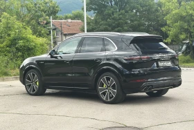 Porsche Cayenne TURBO S E-HYBRID / CERAMIC / BURM / PANO / CARBON/ | Auto.bg — изображение 4
