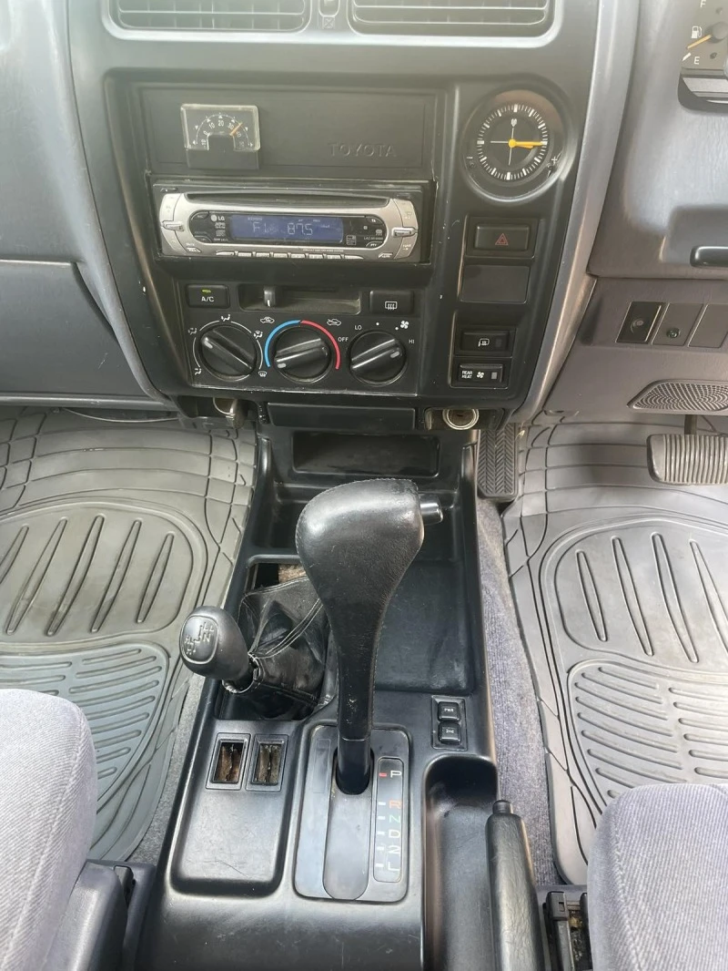 Toyota Land cruiser KZJ90, снимка 14 - Автомобили и джипове - 47289794