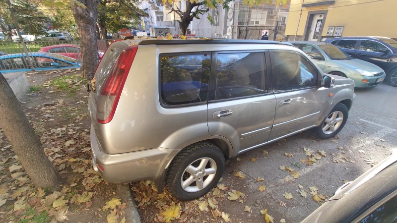 Nissan X-trail 2.2 DCI, снимка 5 - Автомобили и джипове - 47770468