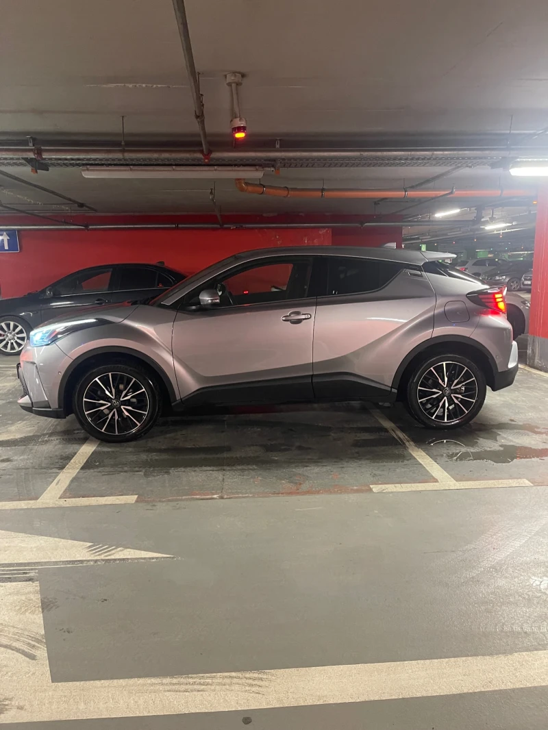 Toyota C-HR 4х4, снимка 8 - Автомобили и джипове - 48475118