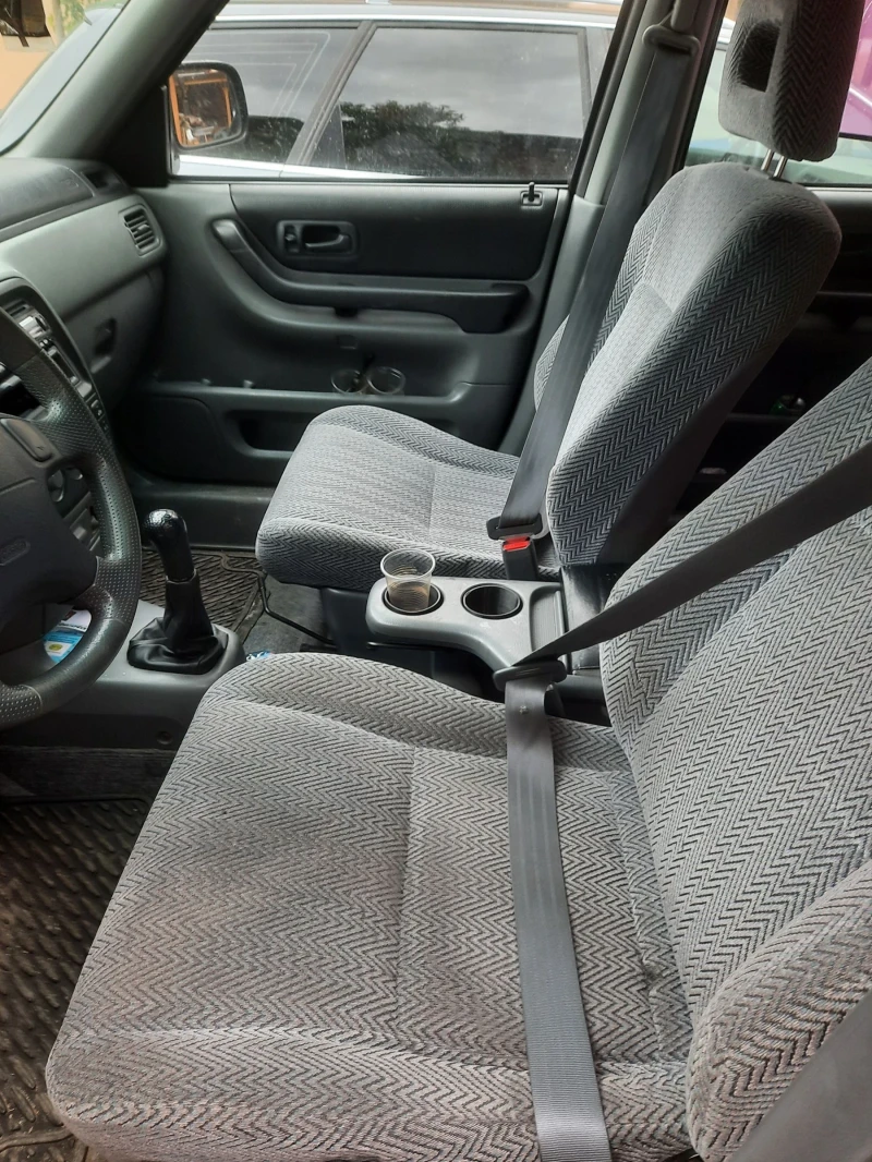 Honda Cr-v 2.0i, снимка 8 - Автомобили и джипове - 53088428