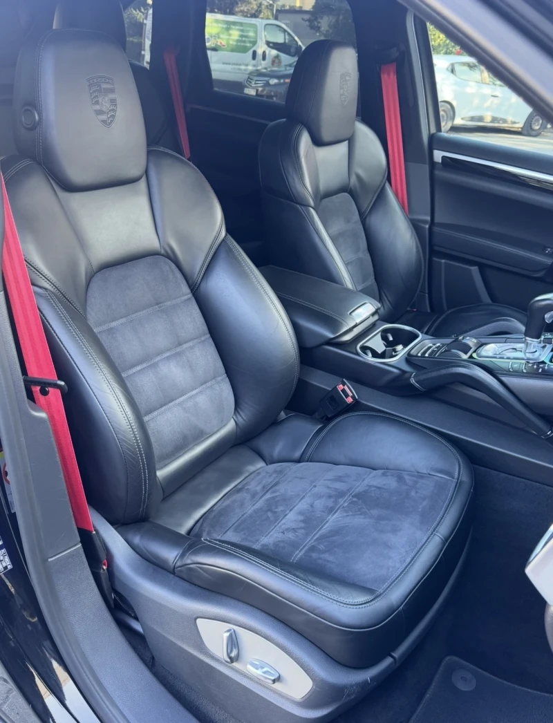 Porsche Cayenne 3.0D/Platinium Edition/Бартер/Лизинг, снимка 12 - Автомобили и джипове - 53402787