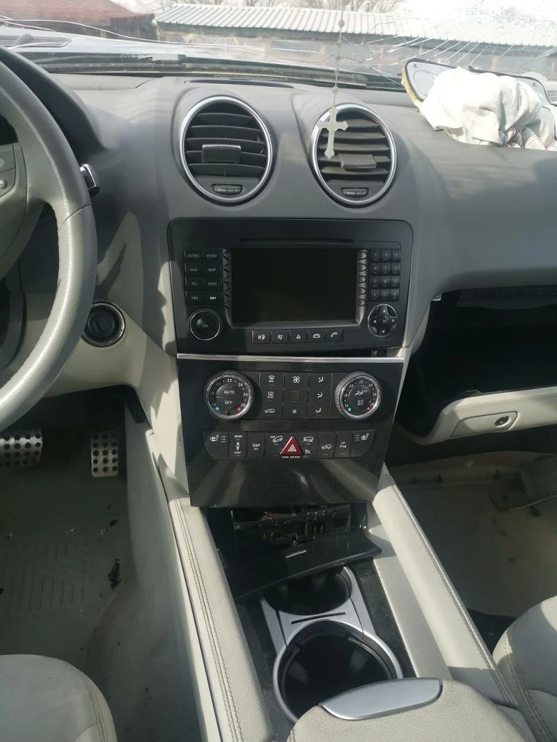 Mercedes-Benz ML 320 cdi, снимка 9 - Автомобили и джипове - 35742713