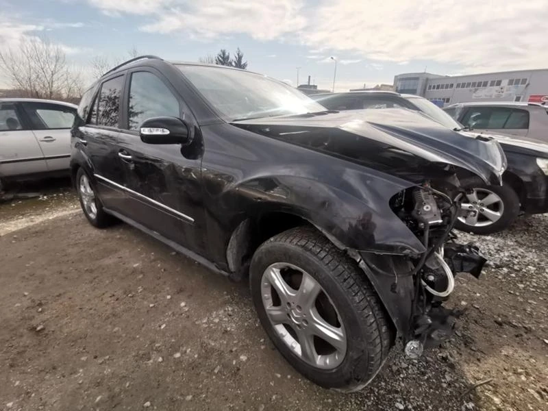 Mercedes-Benz ML 320 cdi, снимка 3 - Автомобили и джипове - 35742713