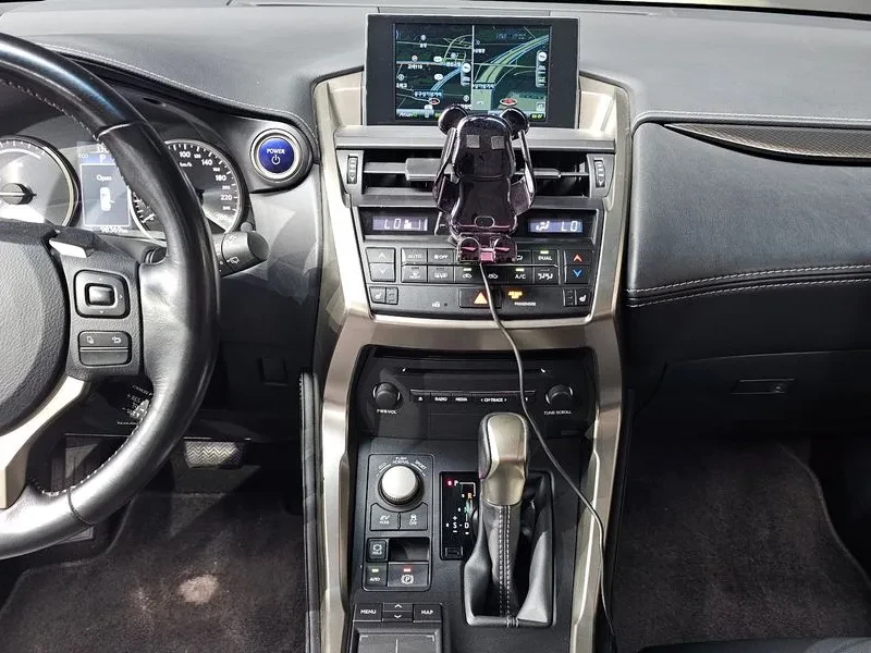 Lexus NX 300H SUPREME, снимка 13 - Автомобили и джипове - 56360126