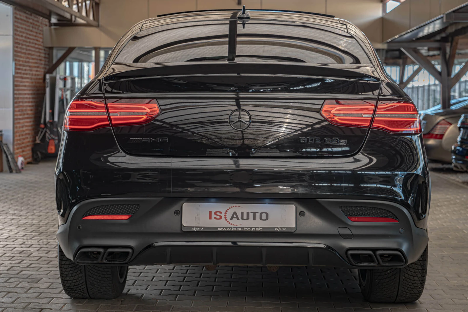 Mercedes-Benz GLE 63 S AMG 4Matic/Harman Kardon/Обдувхане/Панорама/Камера360/ - изображение 4