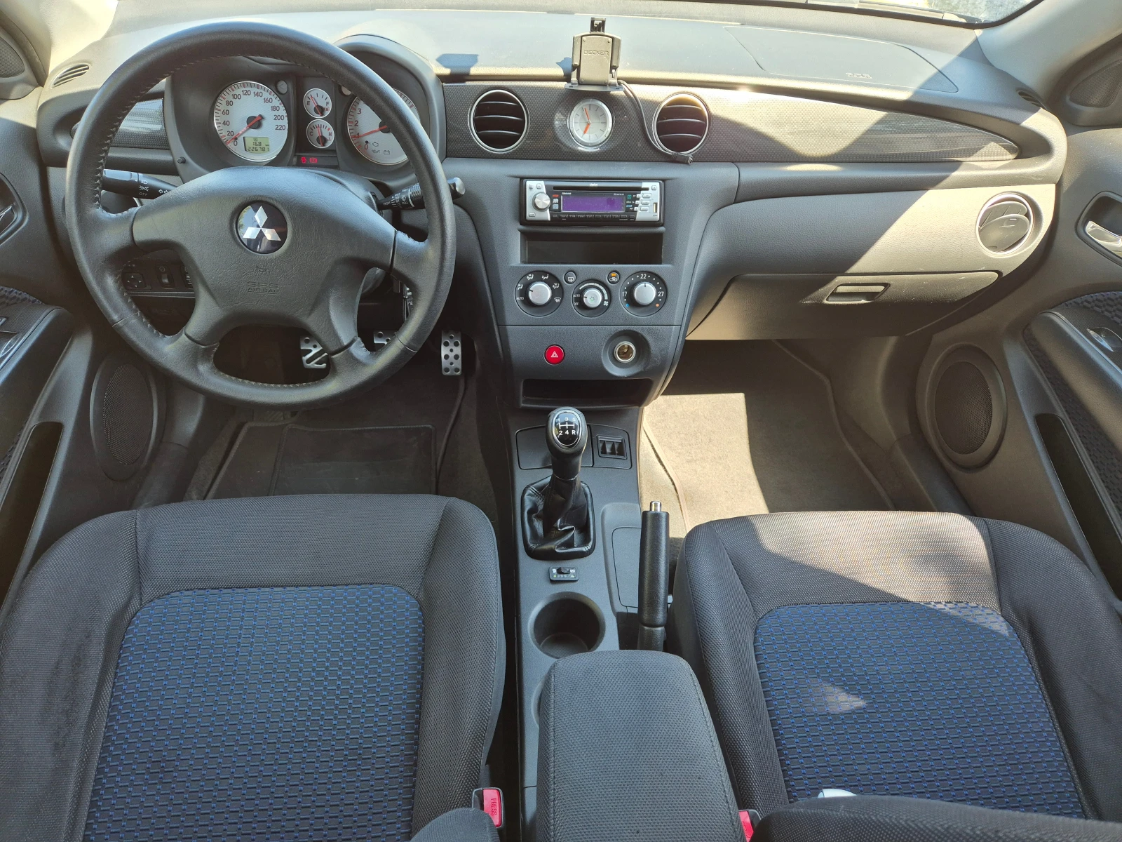 Mitsubishi Outlander 2.0-136кс.-Газ - изображение 10