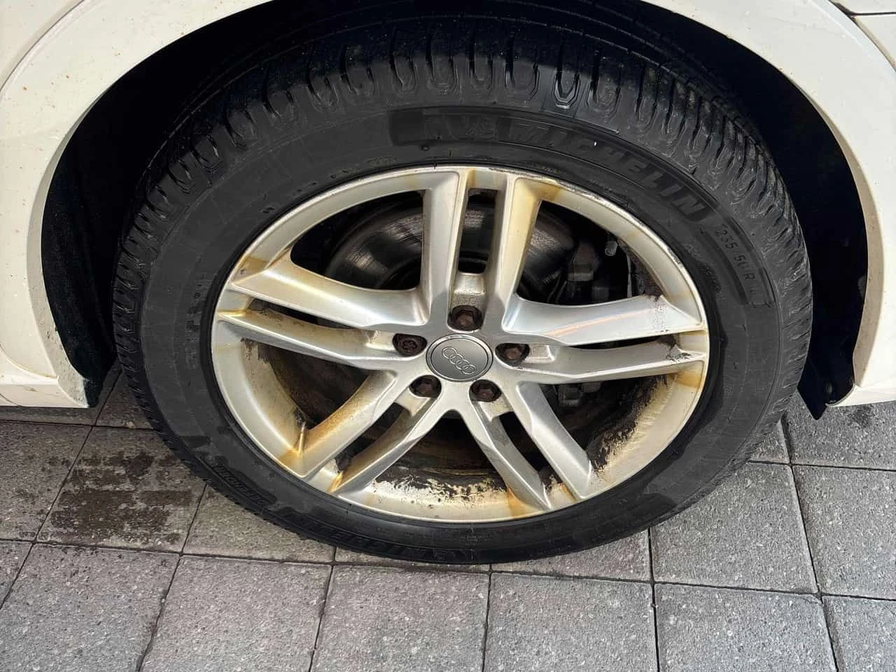 Audi Q3 * Komfort * CARFAX * ПАНОРАМА * KEYLESS * ПОДГРЕВИ - изображение 7