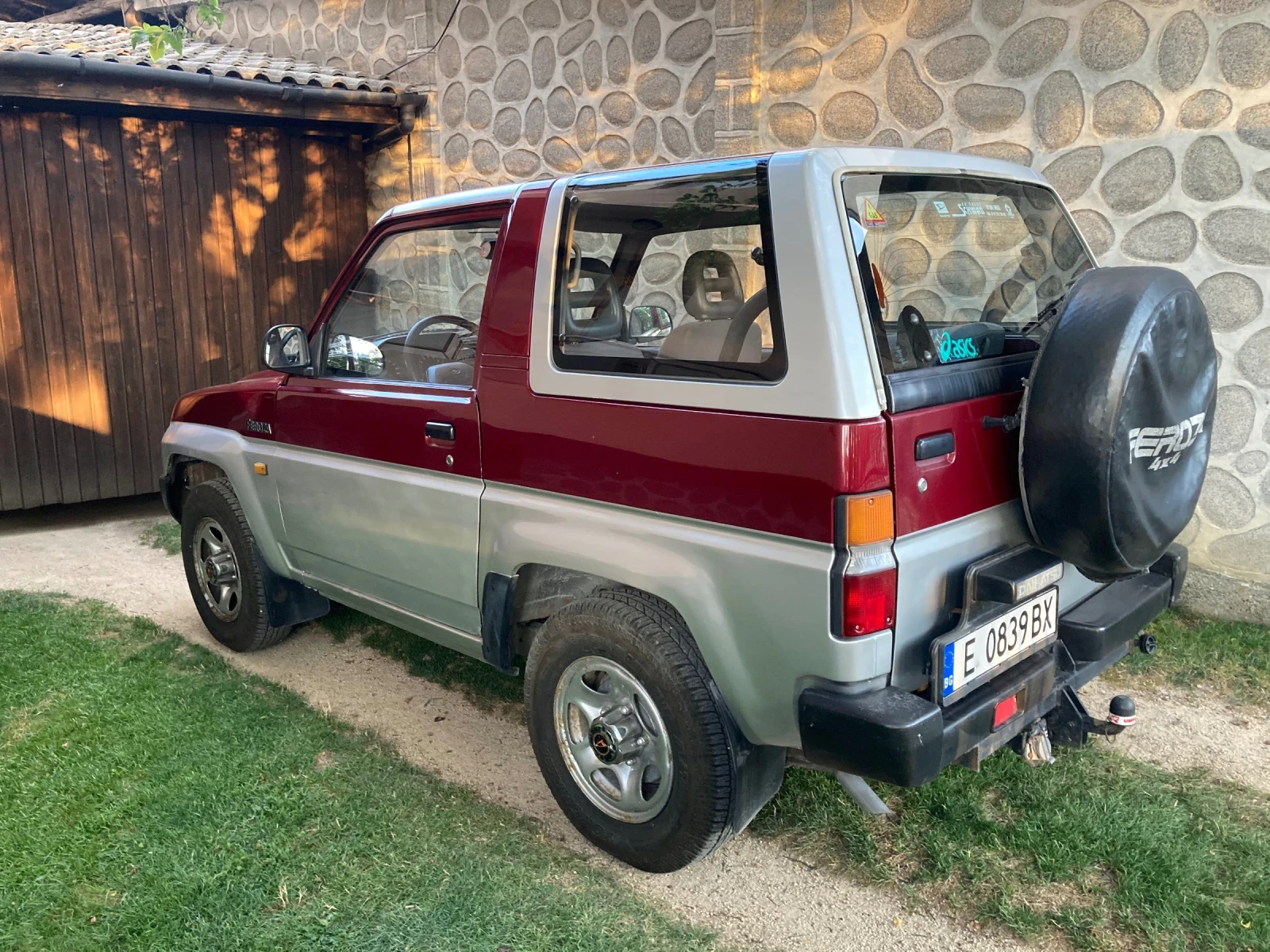 Daihatsu Feroza, снимка 5 - Автомобили и джипове - 53845452