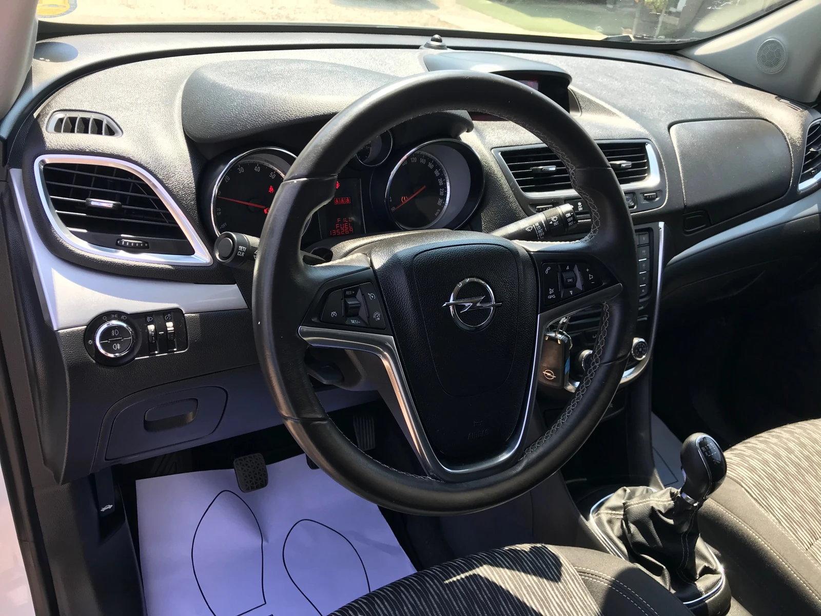 Opel Mokka 1.6i-116кс.-бензин- 2015g., снимка 12 - Автомобили и джипове - 54362292