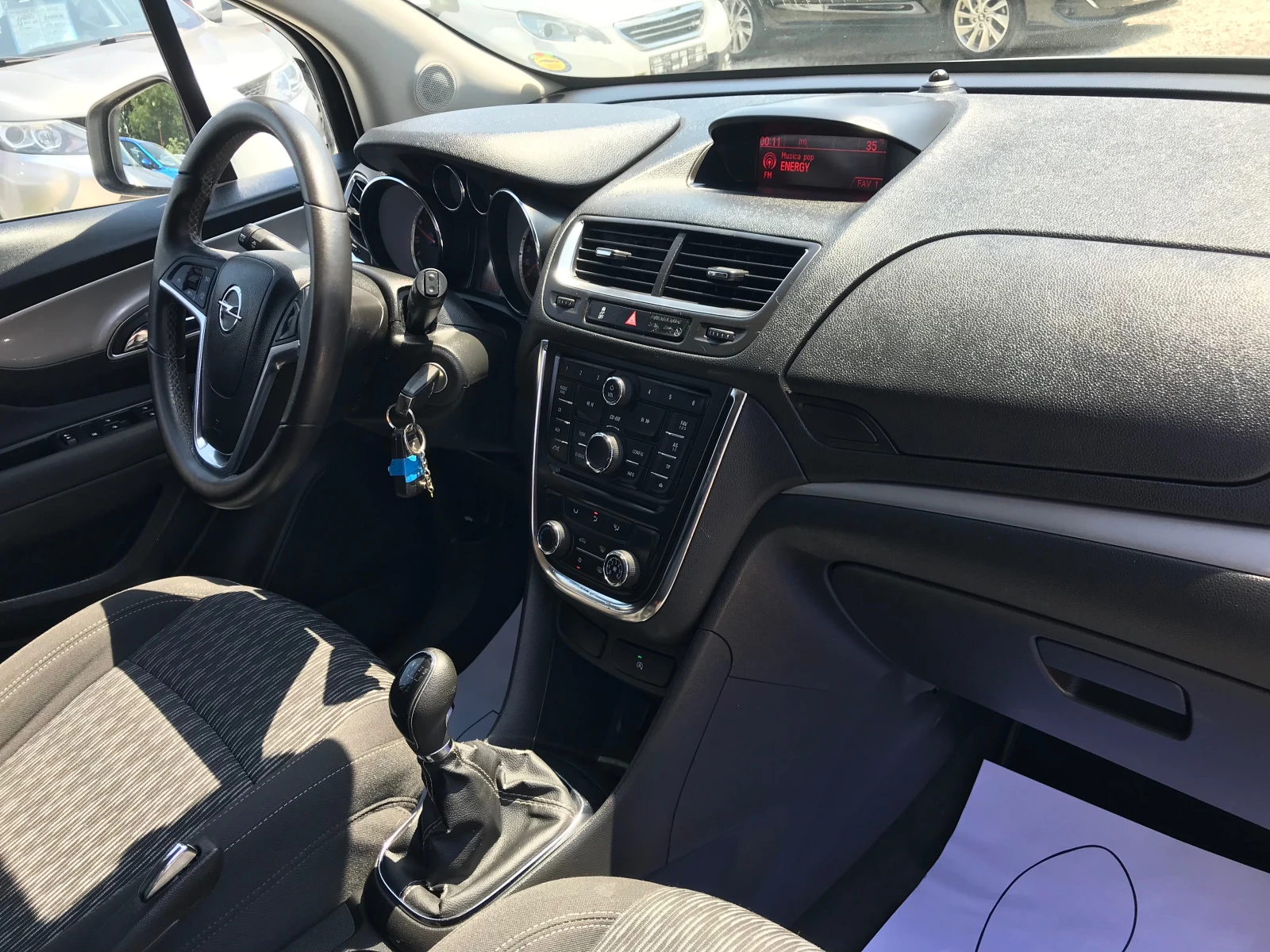 Opel Mokka 1.6i-116кс.-бензин- 2015g., снимка 11 - Автомобили и джипове - 54362292
