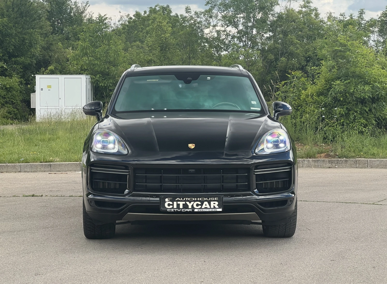 Porsche Cayenne TURBO S E-HYBRID / CERAMIC / BURM / PANO / CARBON/, снимка 2 - Автомобили и джипове - 54790917