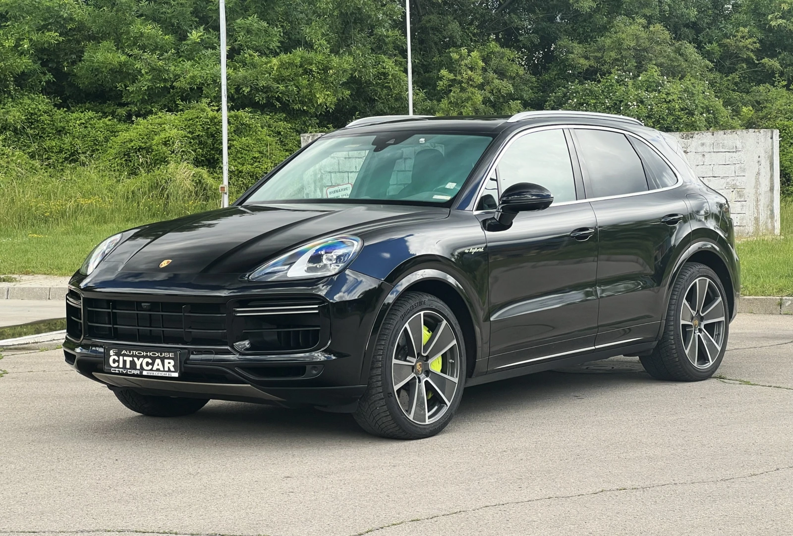 Porsche Cayenne TURBO S E-HYBRID / CERAMIC / BURM / PANO / CARBON/, снимка 3 - Автомобили и джипове - 54790917