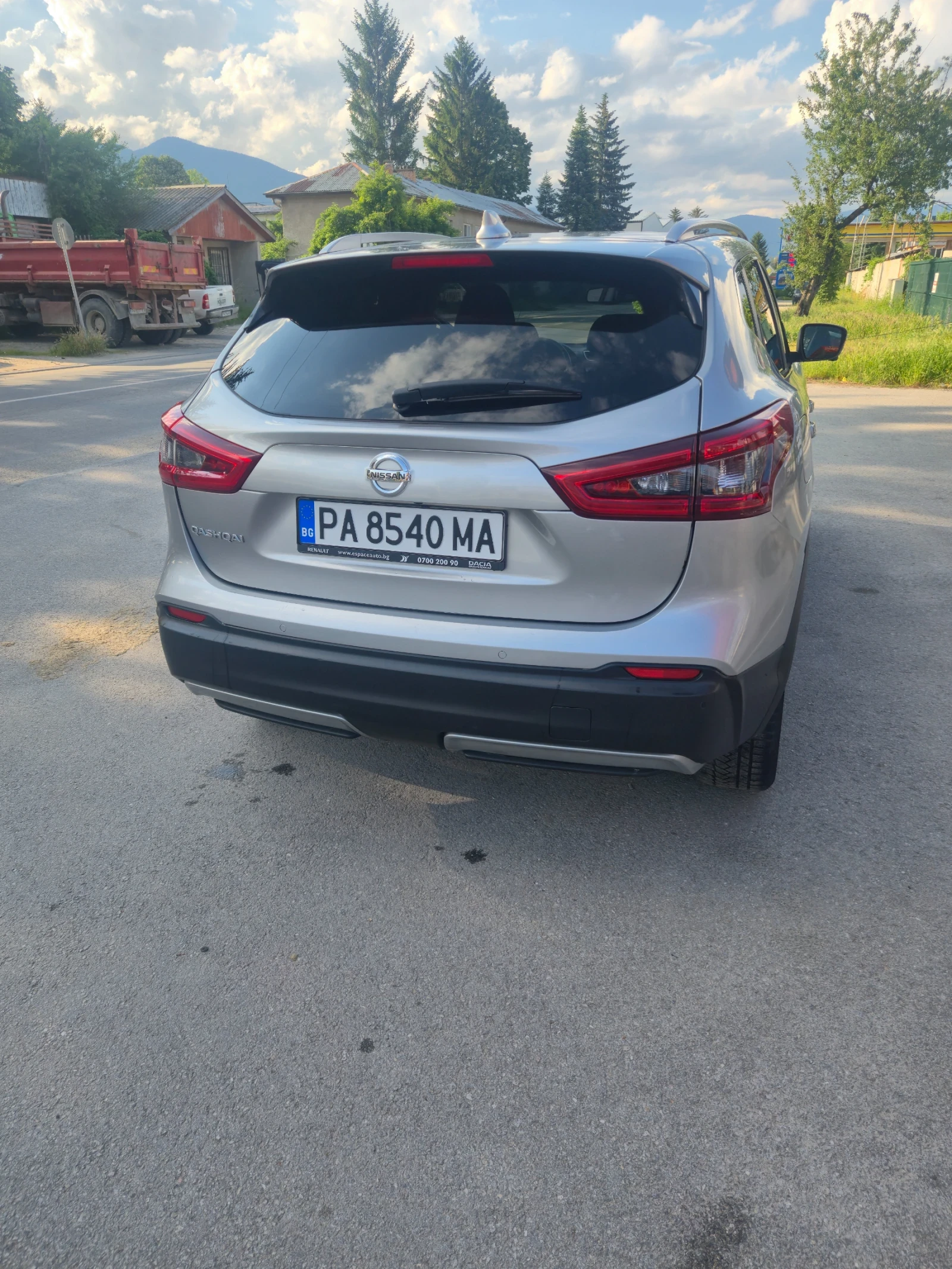 Nissan Qashqai N-Connecta , снимка 5 - Автомобили и джипове - 54811401