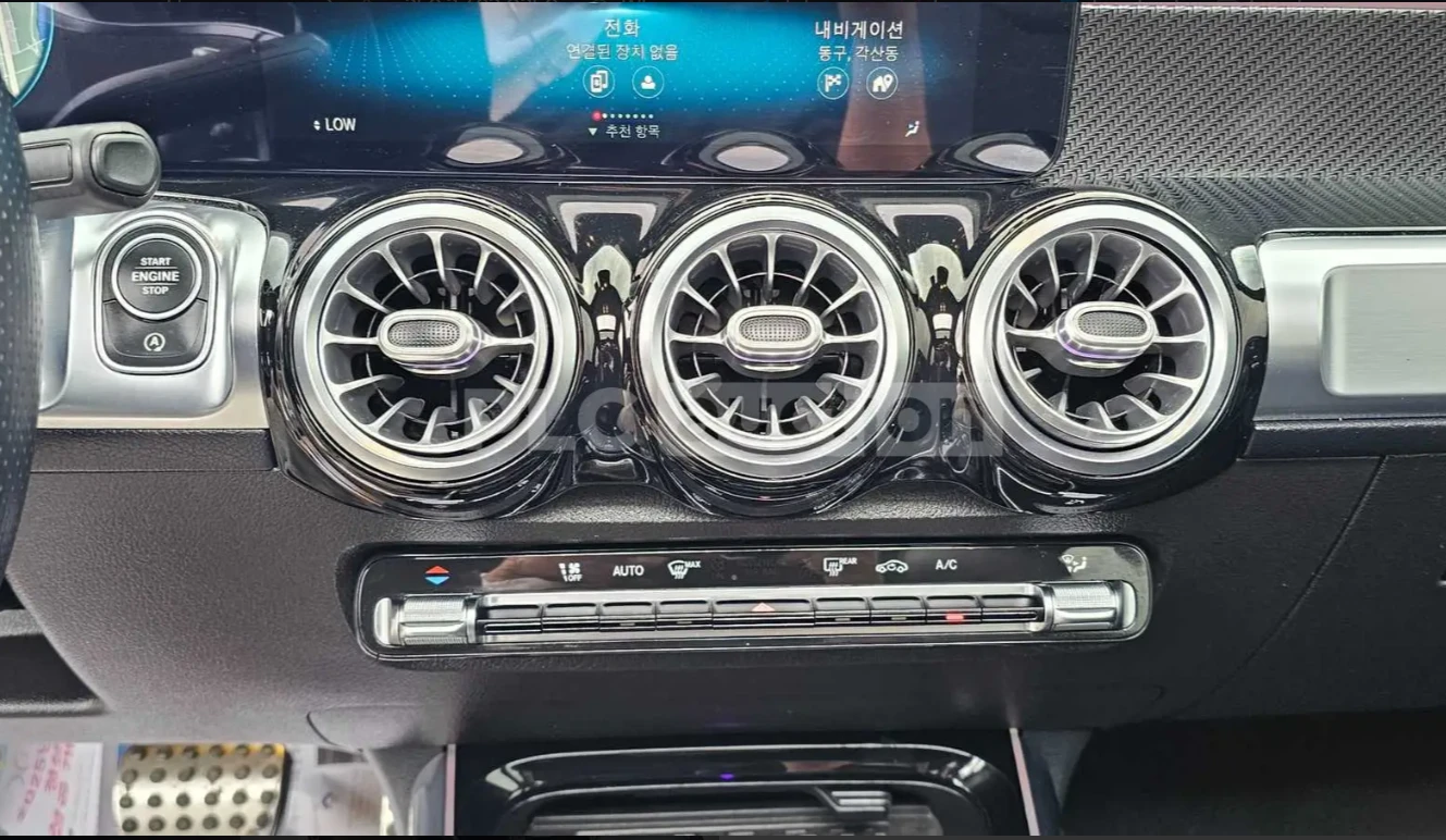 Mercedes-Benz GLB AMG PACKAGE, снимка 8 - Автомобили и джипове - 54873860