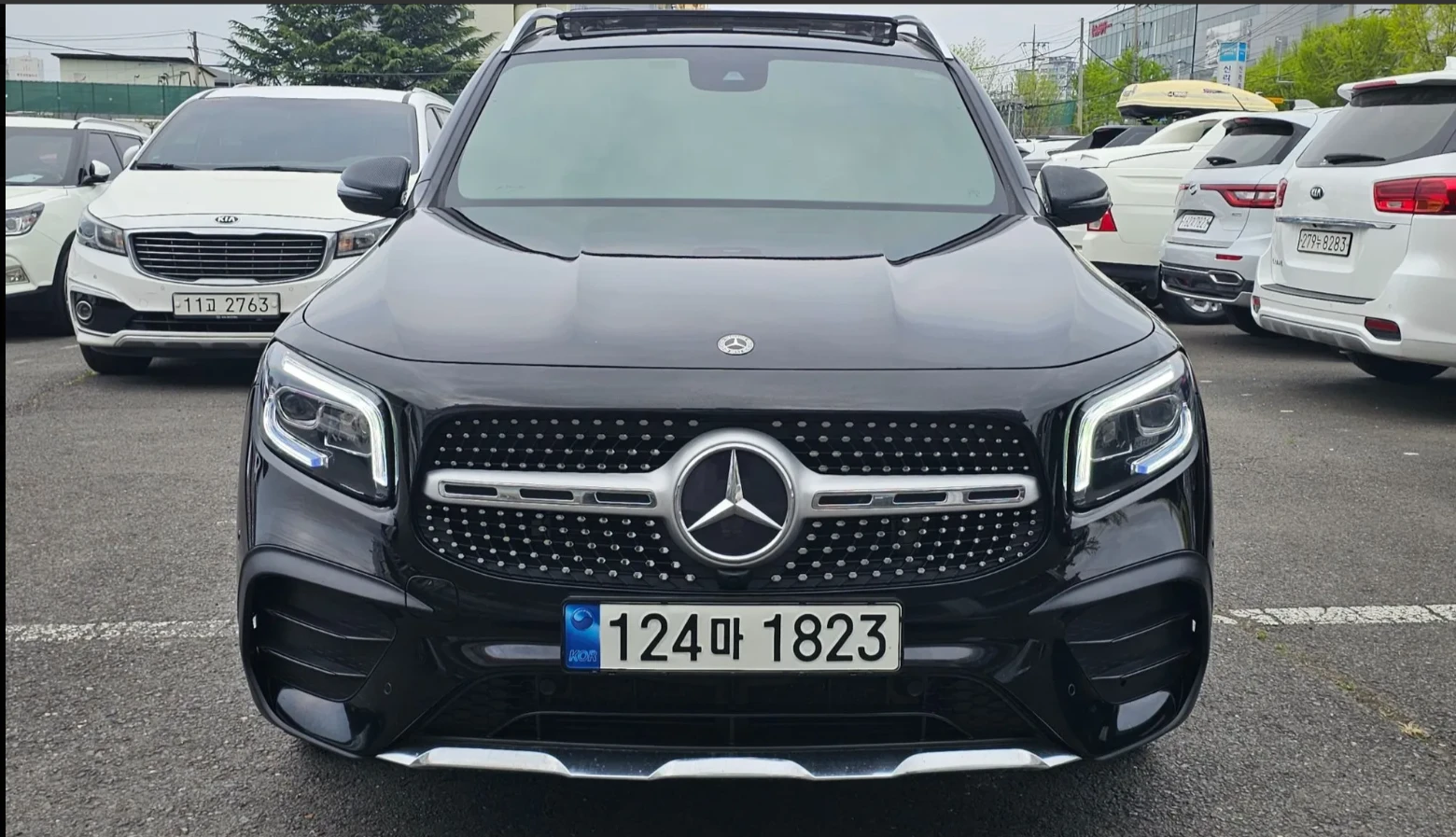 Mercedes-Benz GLB AMG PACKAGE, снимка 5 - Автомобили и джипове - 54873860