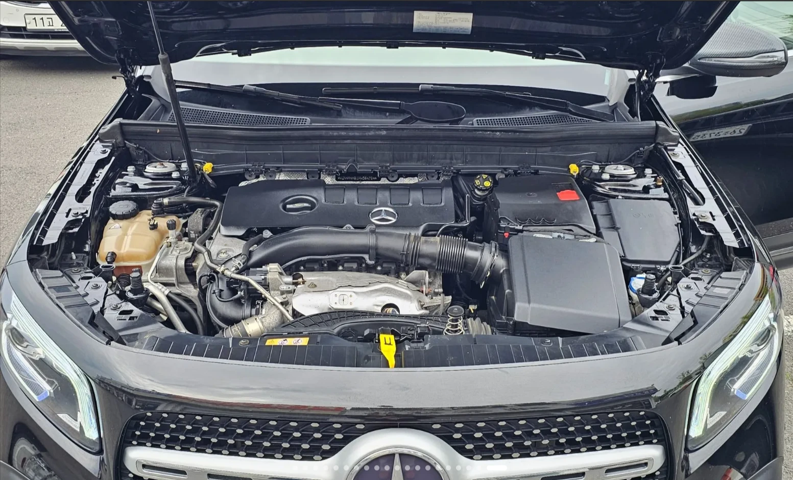 Mercedes-Benz GLB AMG PACKAGE, снимка 10 - Автомобили и джипове - 54873860