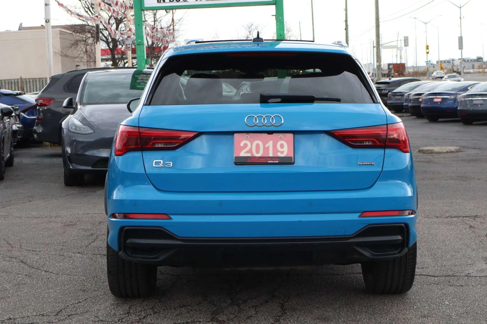 Audi Q3 Technik S line / БЕЗ ИНЦИДЕНТИ / ЦЕНА ДО БГ , снимка 6 - Автомобили и джипове - 54957266