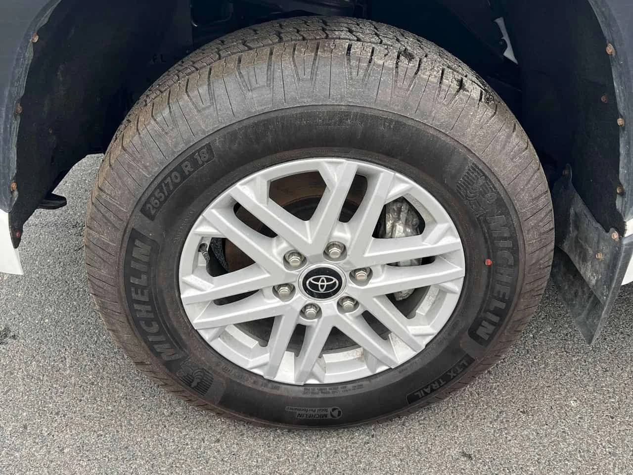 Toyota Tundra * SR5 * CARFAX * ЦЕНА ДО БГ, снимка 9 - Автомобили и джипове - 55143616