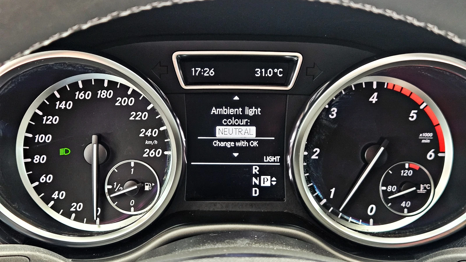 Mercedes-Benz ML 350 AMG/GERMANY/CAMERA/МЕMORY/BLIND SPOT/LIZING, снимка 10 - Автомобили и джипове - 55321436
