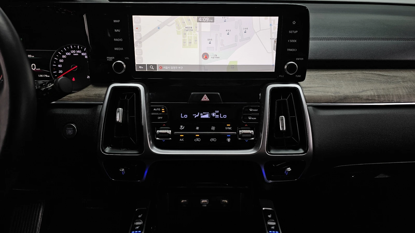 Kia Sorento Prestige, снимка 15 - Автомобили и джипове - 55434259