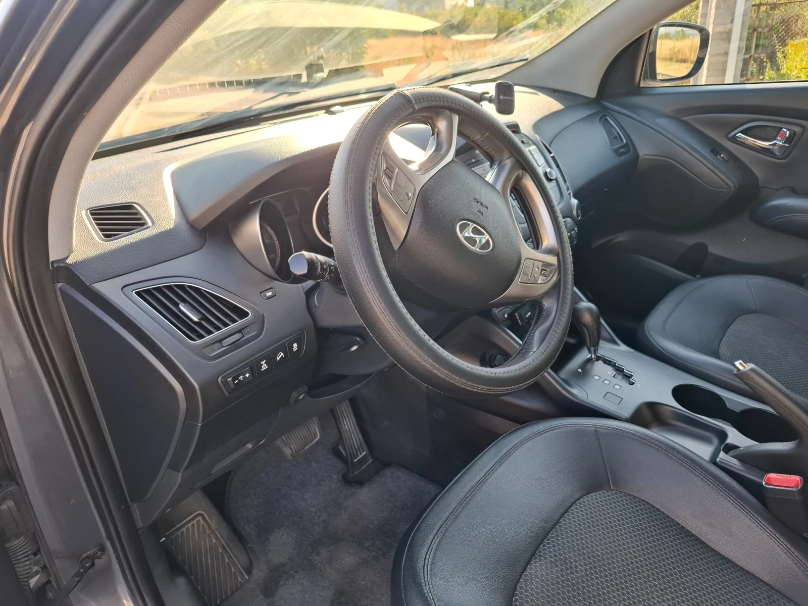 Hyundai IX35, снимка 6 - Автомобили и джипове - 55512147