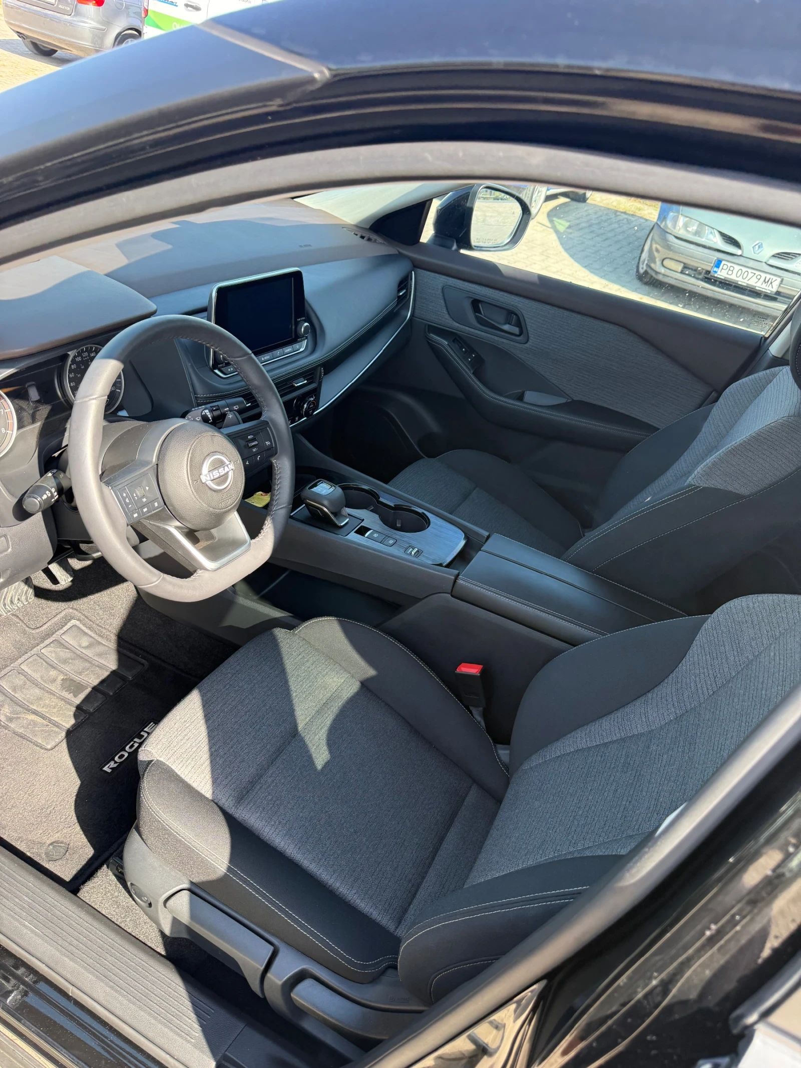 Nissan Rogue, снимка 8 - Автомобили и джипове - 55883953