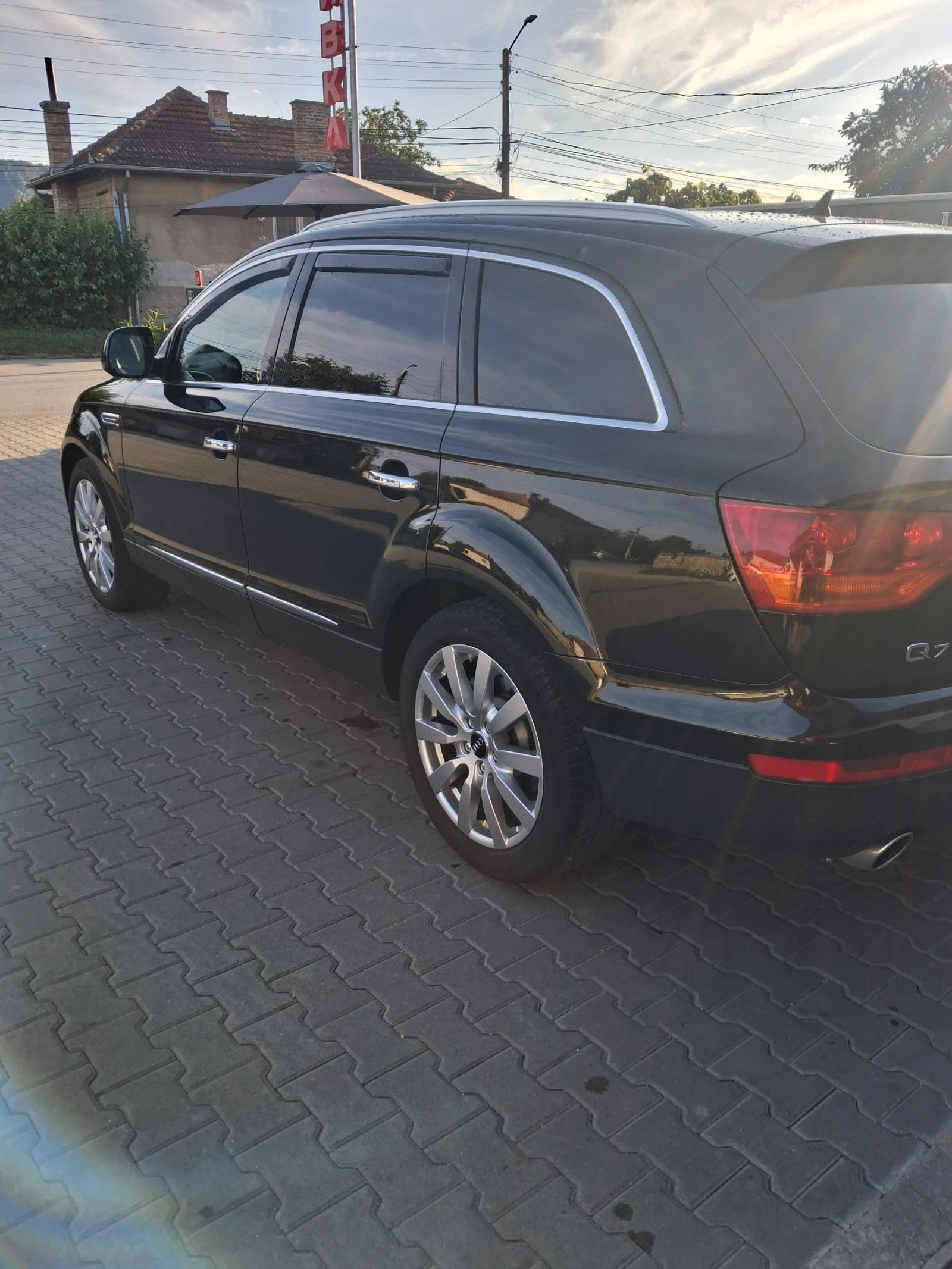 Audi Q7, снимка 3 - Автомобили и джипове - 56712093