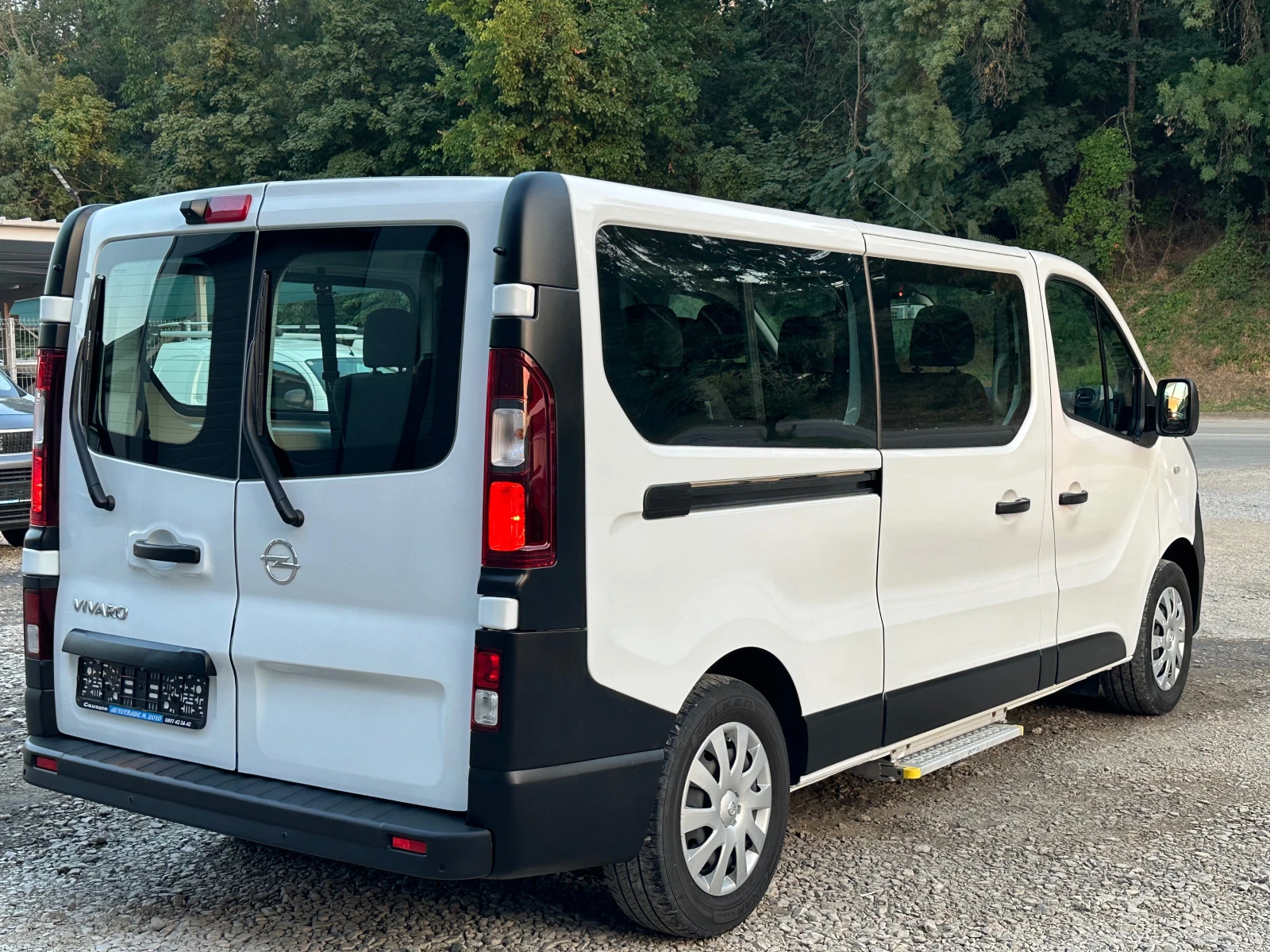 Opel Vivaro DIESEL* Patnik* 9Mesta* 03.2019 - изображение 7