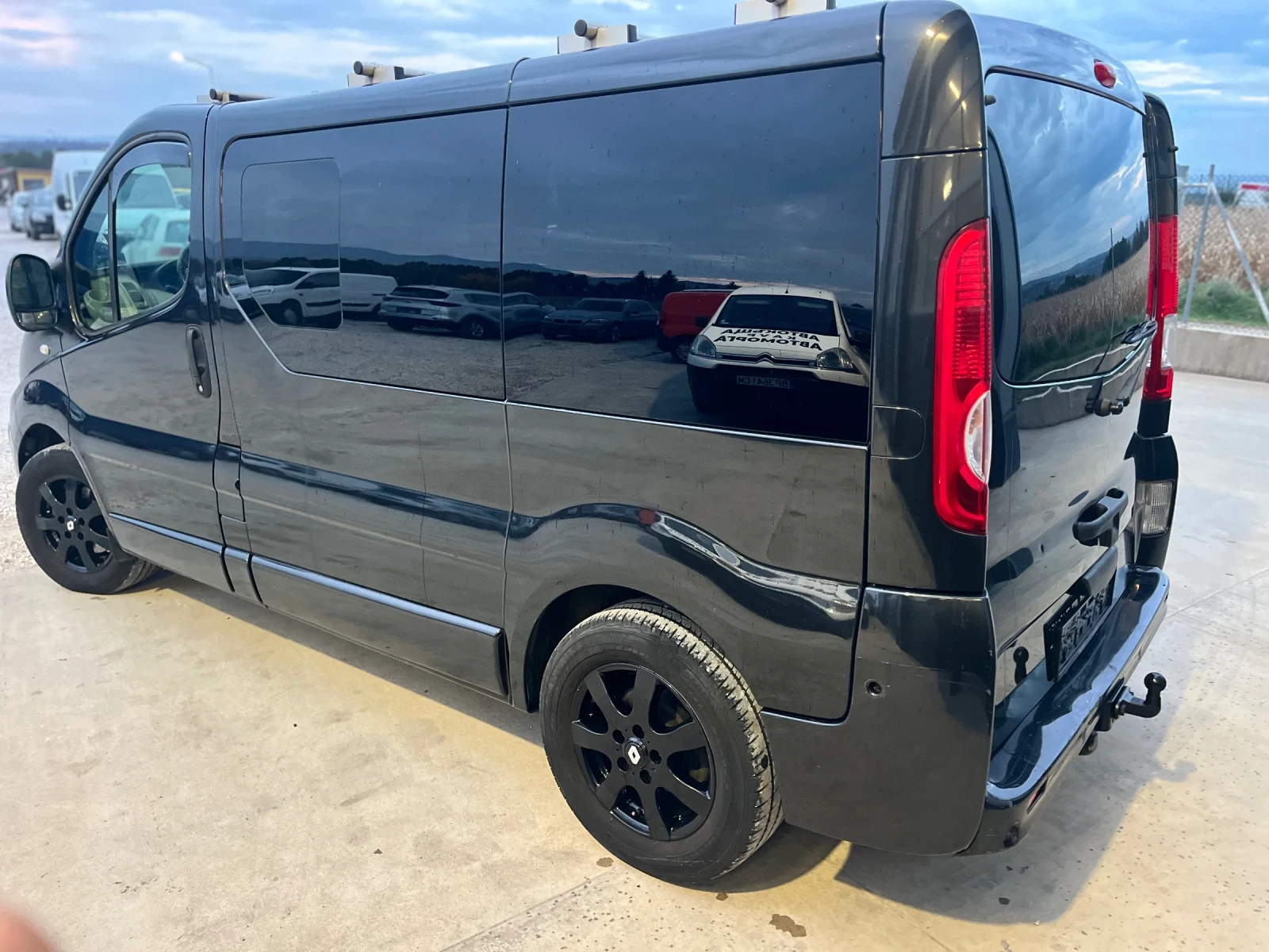 Renault Trafic 2.0DCi - изображение 4
