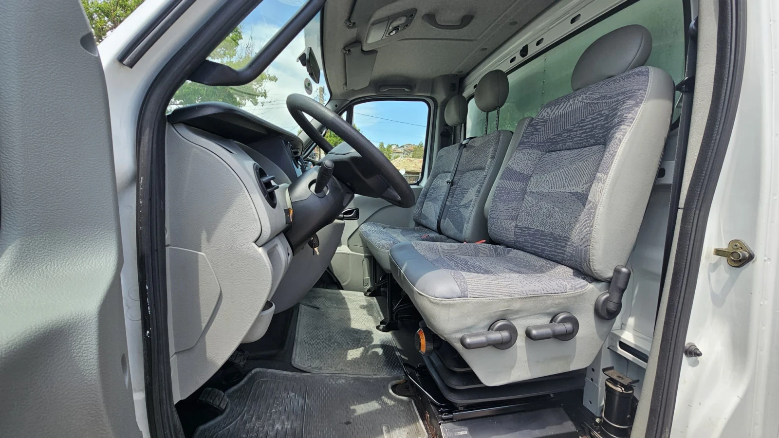 Renault Mascott 160.35 3.0Dxi 6SP CH-СОБСТВЕН ХОД-СЕРВИЗНА ИСТ. - изображение 8
