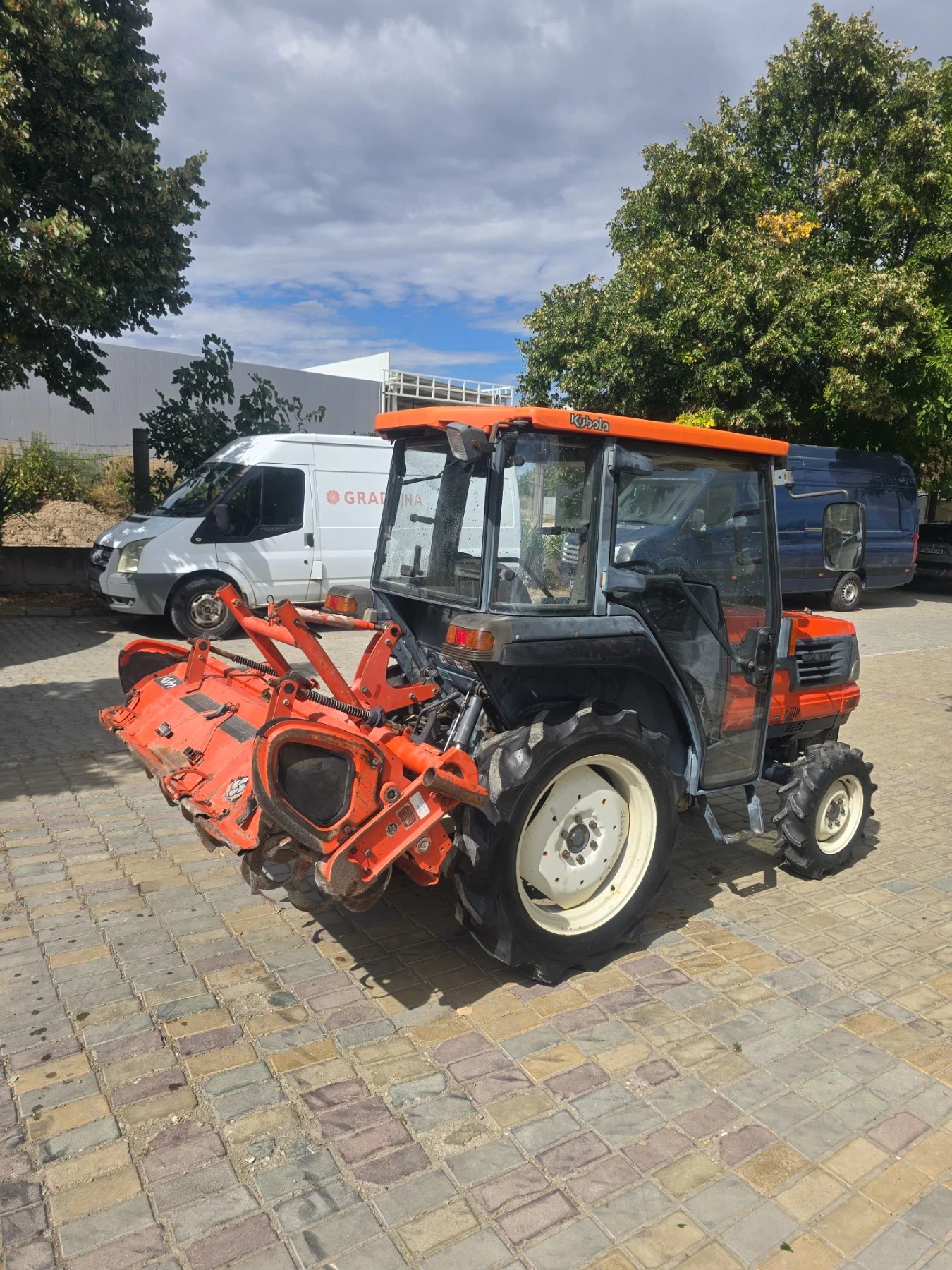 Трактор Kubota  GL 241, снимка 4 - Селскостопанска техника - 56178637