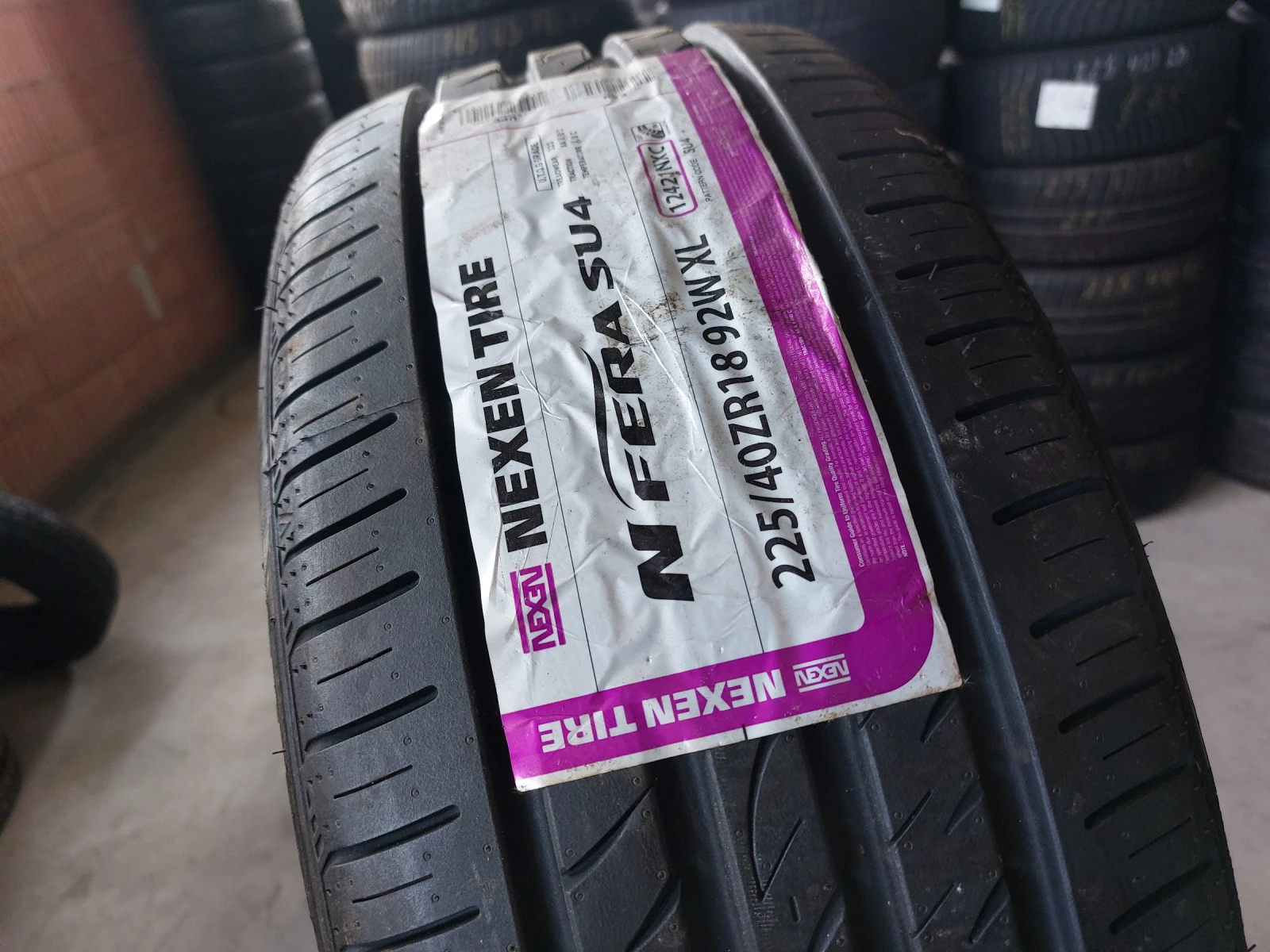 ���� 225/40R18 | Mobile.bg � ����������� 1