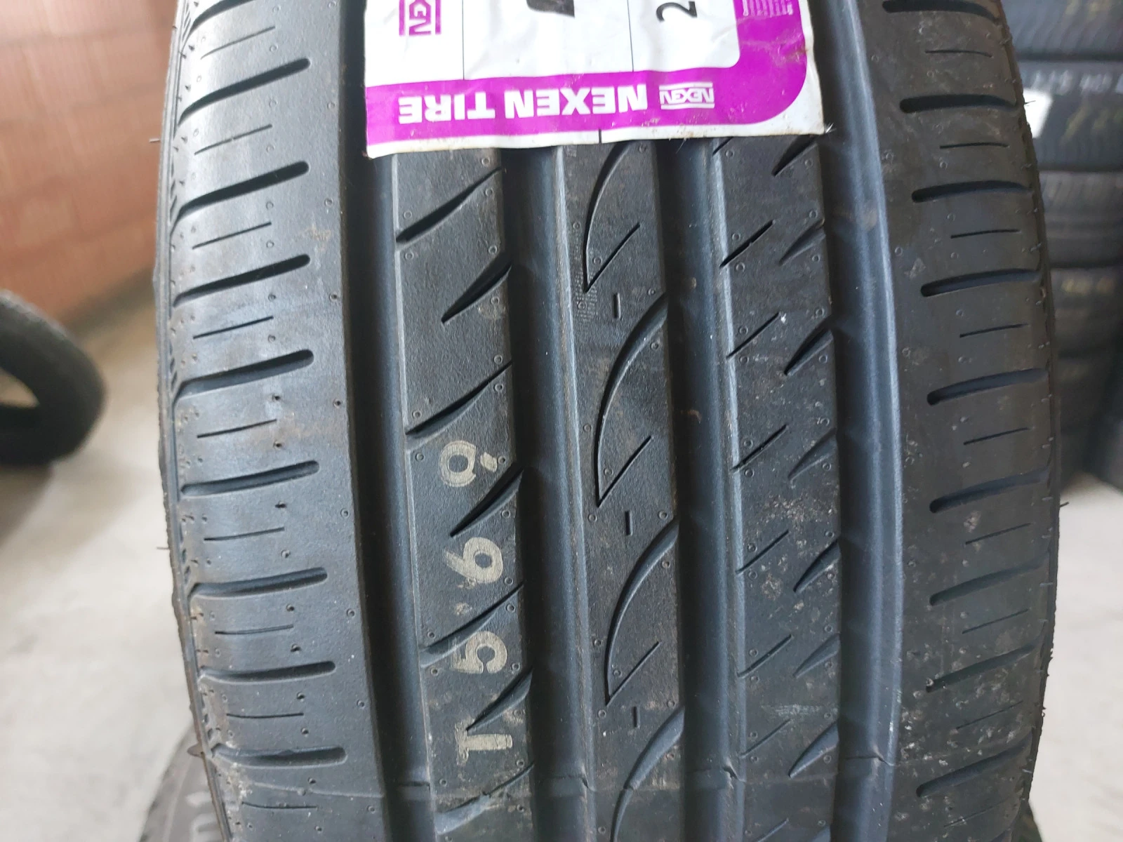 ���� 225/40R18 | Mobile.bg � ����������� 2