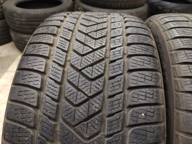 Гуми Зимни 275/40R18, снимка 1 - Гуми и джанти - 47290259