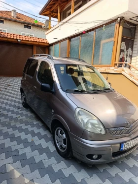 Toyota Yaris verso, снимка 11